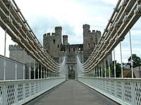 Archivo:Suspension Bridge - geograph.org.uk - 52195