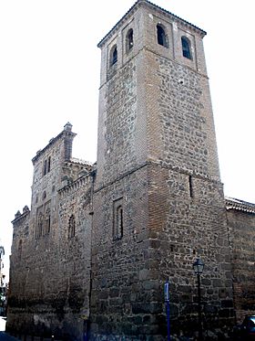 Talavera de la Reina - Iglesia de Santiago el Nuevo 3.jpg