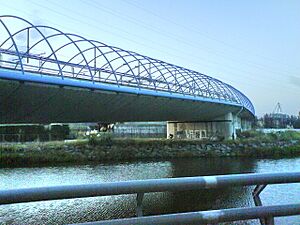 Archivo:Urbinagametro