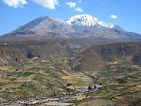 Volcán Taapacá (49559168998).jpg