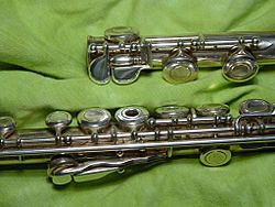 Archivo:Western concert flute 3