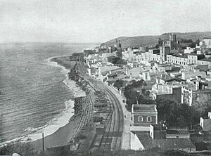 Archivo:1924-06-14, La Esfera, De la costa catalana, Páginas históricas, San Pol del Maresma (02) (cropped) Vista general de San Pol del Maresma