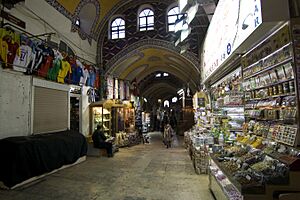 Archivo:2013-01-02 Grand Bazaar, Istanbul 04
