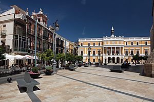 Archivo:Badajoz, Plaza de España 126-3