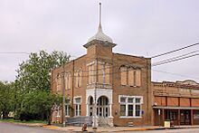 Granger Texas Former City Hall.jpg