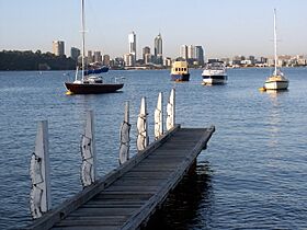 Matilda Bay Swan River, Western Australia.jpg