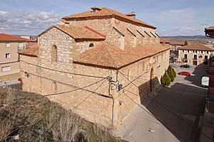 Archivo:Monreal del Campo, Iglesia de Natividad de Nuestra Señora, 04