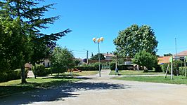 Parque infantil de Villabraz.jpg
