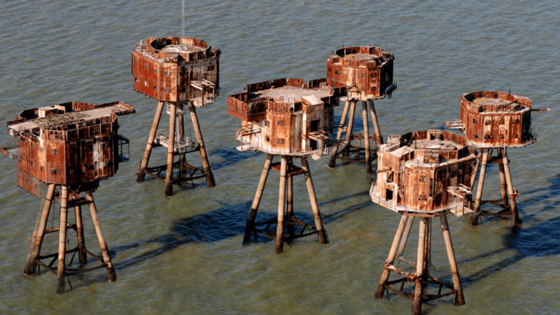 REDSANDFORT