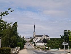 Saint-Saturnin-du-Limet église.JPG