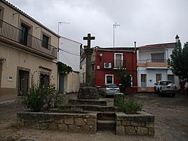 Crucero en la Plazuela de Ramón y Cajal.