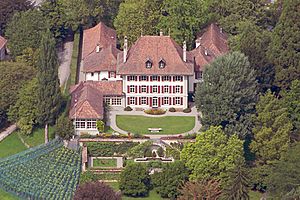Archivo:SchlossGerzensee 6396