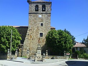 Archivo:Almarza. Iglesia de Santa Lucía