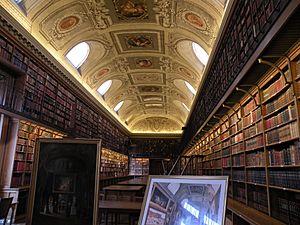 Archivo:Annexe biblio palais du lux