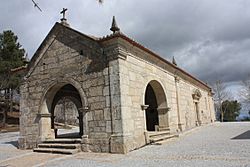 Capela de Nossa Senhora da Boa Morte e Cruzeiro - Pópulo, Alijó - 18.jpg