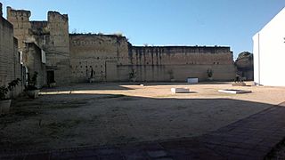 CastillopatioArv.jpg