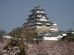 Castle Himeji sakura01