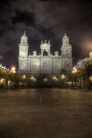 Archivo:Catedral de Santa Ana Febrero 2009