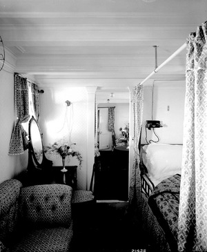 Archivo:Duchess of Connaught's Bedroom on the 'Empress of Ireland' (1906) RMG G10657f