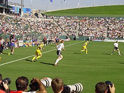 Archivo:FIFA Women's World Cup 2003 - Germany vs Sweden