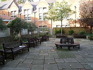 Archivo:Garden of Rest, Marylebone High Street 05