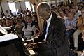 Hank Jones001