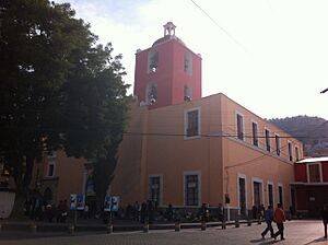 Archivo:IGLESIA DE LA ASUNCION