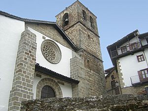 Archivo:Iglesia de Candelario