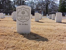 Archivo:James H Robinson grave