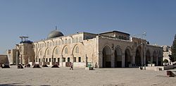 Archivo:Jerusalem Al-Aqsa Mosque BW 2010-09-21 06-38-12