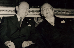 Archivo:Manuel Odria e Getúlio Vargas, sem data