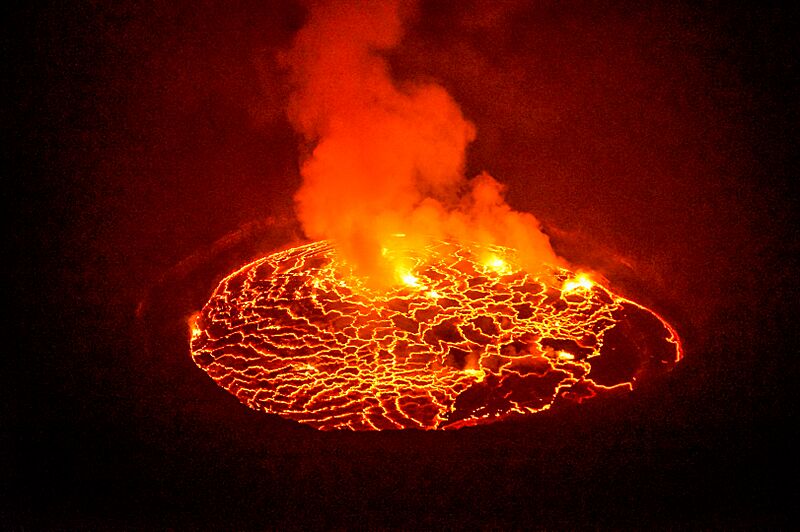 Nyiragongo volcano (31437452912)