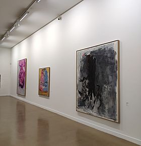 Archivo:Obras de Georg Baselitz en el Museo de Arte Moderno de París