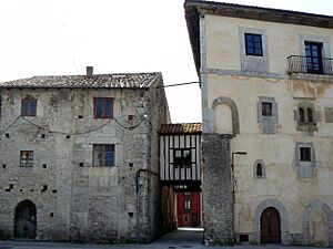 Archivo:Palacio de Gastañaga (Llanes)
