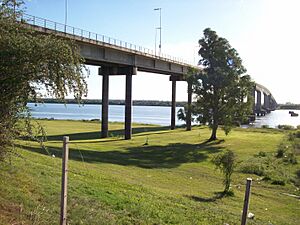Archivo:Puente General Artigas
