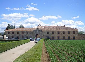 Archivo:Aguilar de Campoo - Monasterio de Santa Clara 07