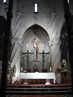 Archivo:Altar de Santiago