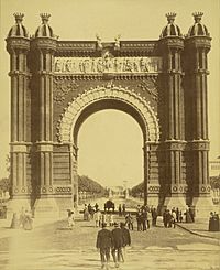 Archivo:Barcelona. Triumphal Arch of the Exposition