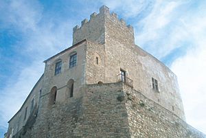 Archivo:Catalonia-SantMartideTous-Castle