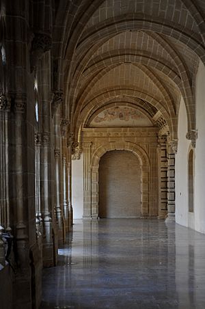 Archivo:Claustros santo domingo jerez de la frontera Puerta de Gracias y Sala Capitular