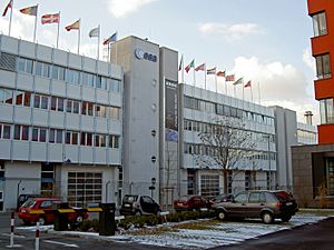 Archivo:Darmstadt ESOC-Gebaeude