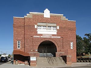Archivo:Deming Luna Mimbres Museum