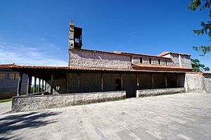 Archivo:Iglesia de Santiago (Gobiendes)