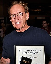Archivo:Lance Henriksen Dragon Con