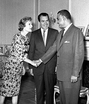 Archivo:Nasser and Nixon