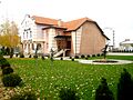 Ndërtesa ku është vendosur Teatri i qytetit në Ferizaj 01