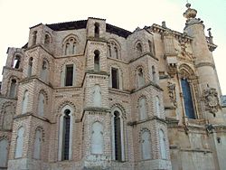 Peñafiel - Convento de San Pablo 10.jpg