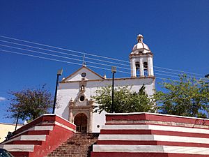 Archivo:Templo de Santa Eulalia - Aquiles Serdán, Chihuahua - 02