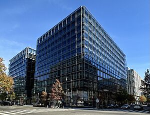 Archivo:Two City Center