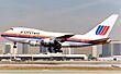 United Boeing 747SP Maiwald.jpg